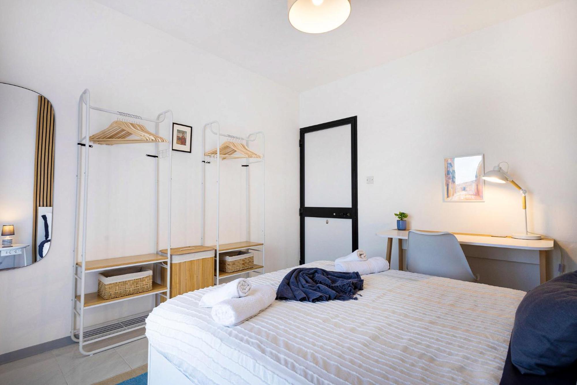 Spacious 2Br Penthouse With A Large Front-Terrace - Close To Bugibba Perched Beach St. Paul's Bay Ngoại thất bức ảnh