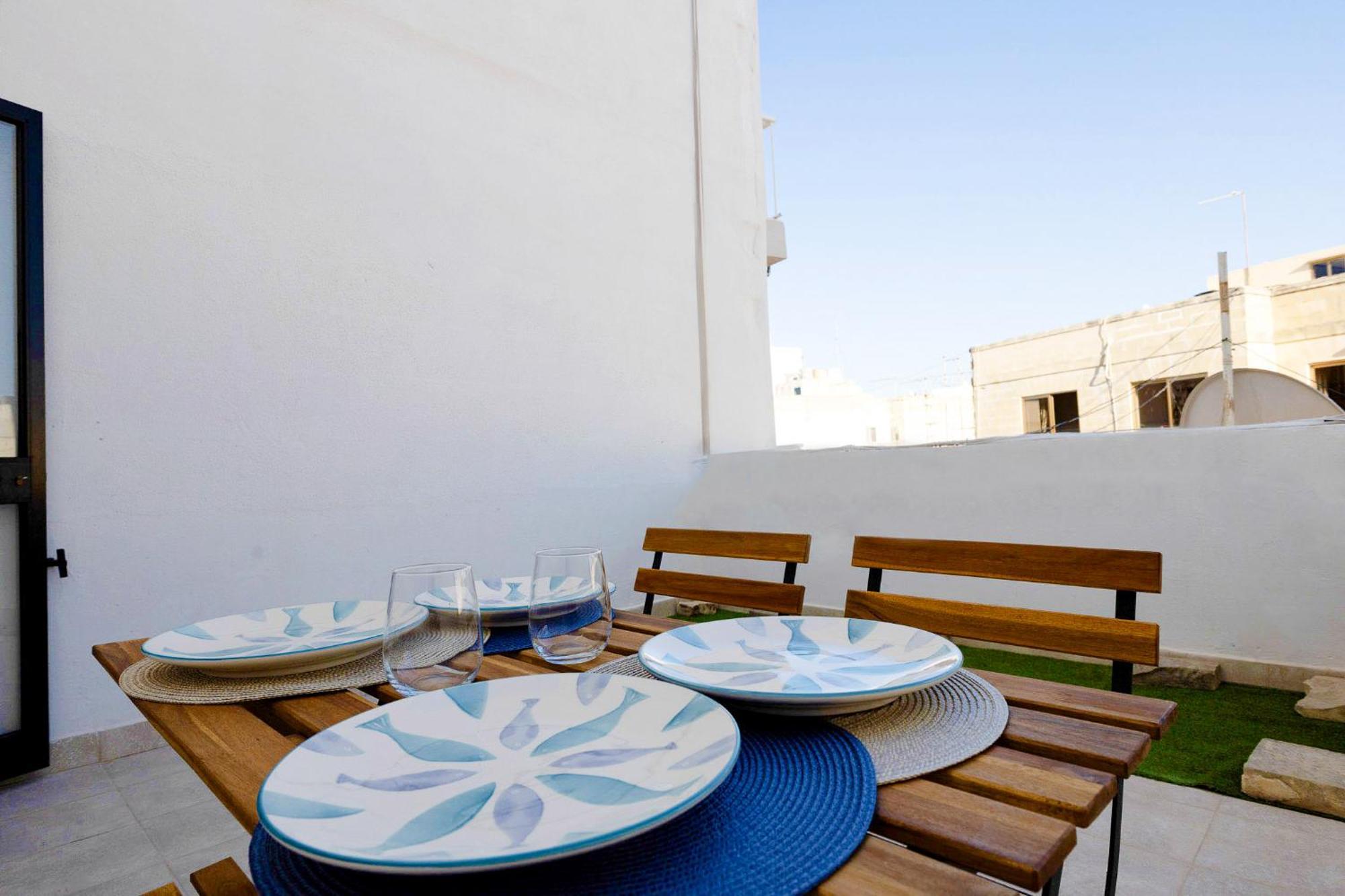 Spacious 2Br Penthouse With A Large Front-Terrace - Close To Bugibba Perched Beach St. Paul's Bay Ngoại thất bức ảnh